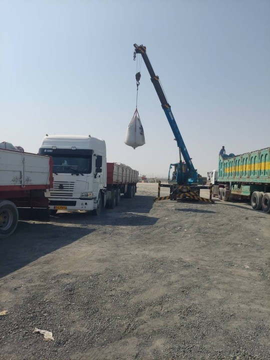 درخشش سیمان خاش در عرصه صادرات با ارسال سیمان فله به پاکستان درخشش سیمان خاش در عرصه صادرات با ارسال سیمان فله به پاکستان